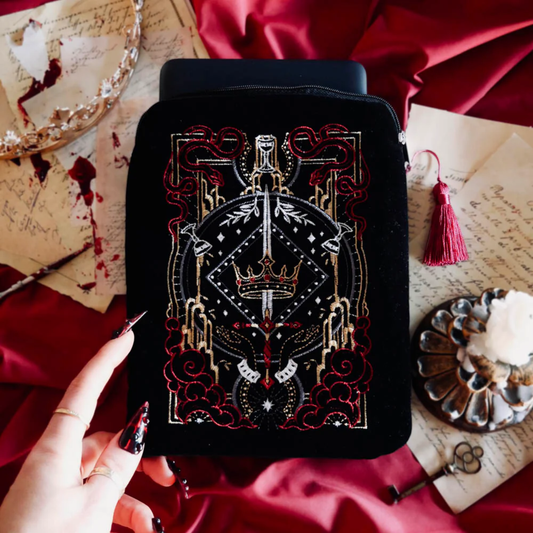 Serpents & Swords Black E-Reader Sleeve (Large)