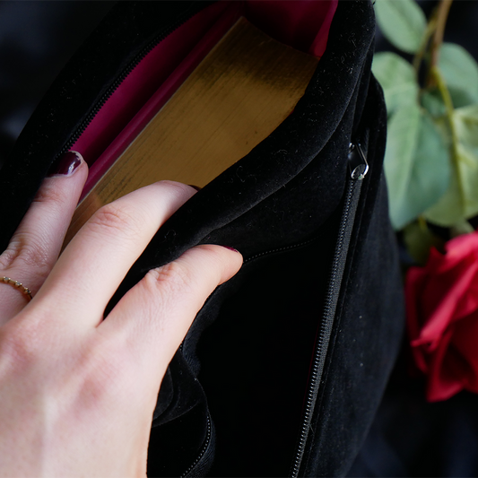 Slut for Smut Book Sleeve - Black